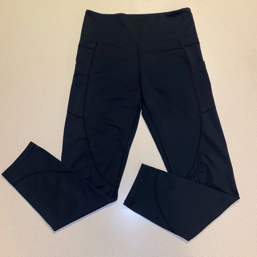 Black Pocket Light n Tight Hi-Rise 7/8 24” Size 8-10